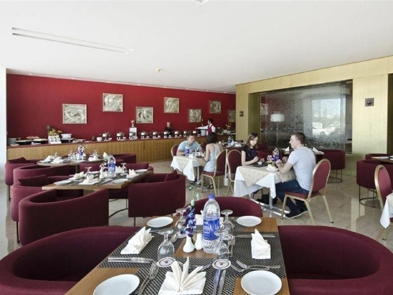 Aparthotel Al Bustan Centre & Dubai