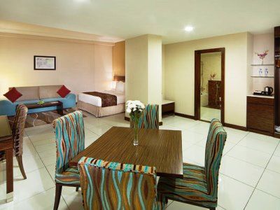Gateway Hotel 3*
