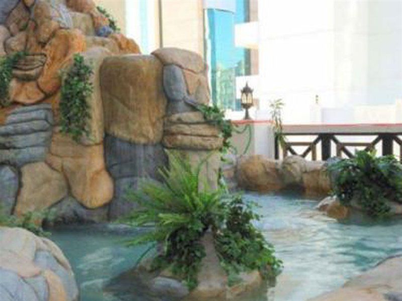 Hotel The Park Formerly Al Jawhara Gardens 4*