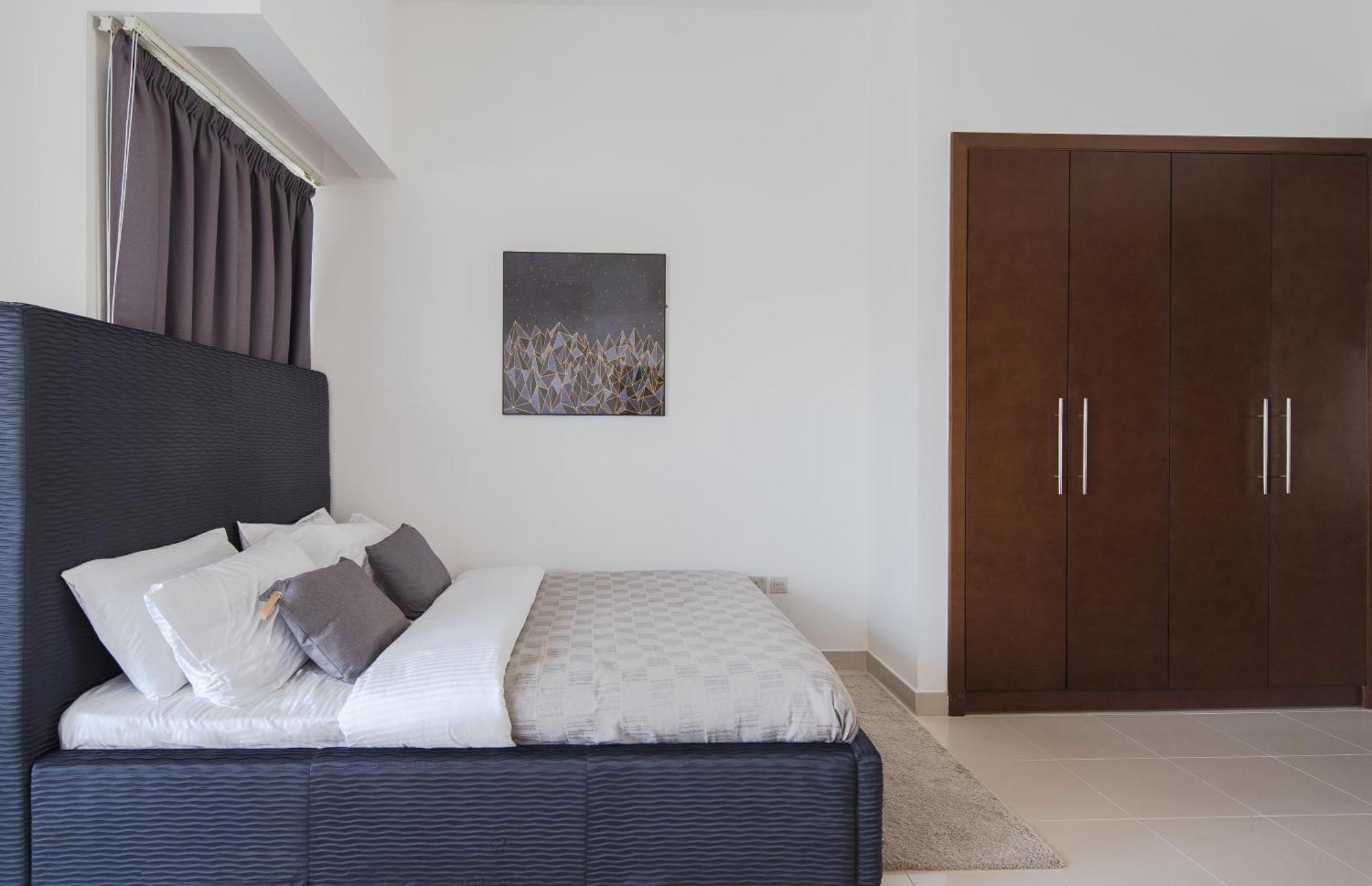 Frank Porter - West Wharf Dubai