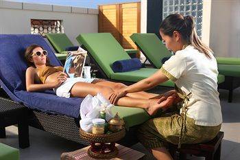 Hotel Cosmopolitan - Al Barsha Dubai