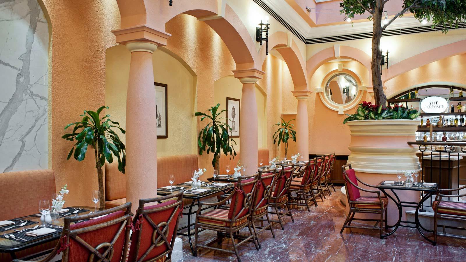 Grand Excelsior Deira 4*