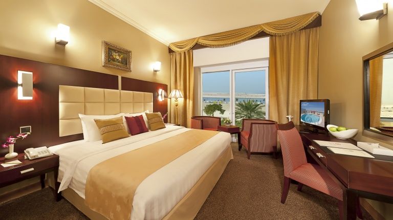 Sun & Sands Sea View 3*