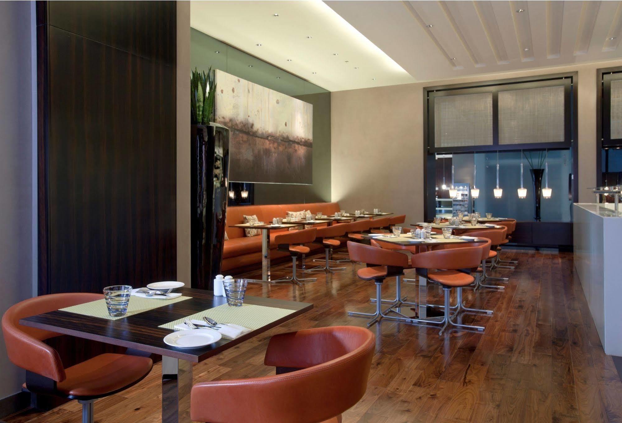 Centro Barsha - By Rotana Hotel 3*