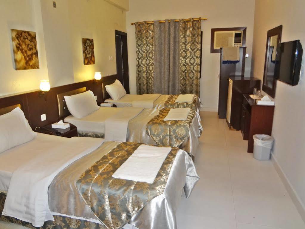 Al Sabkha * Dubai