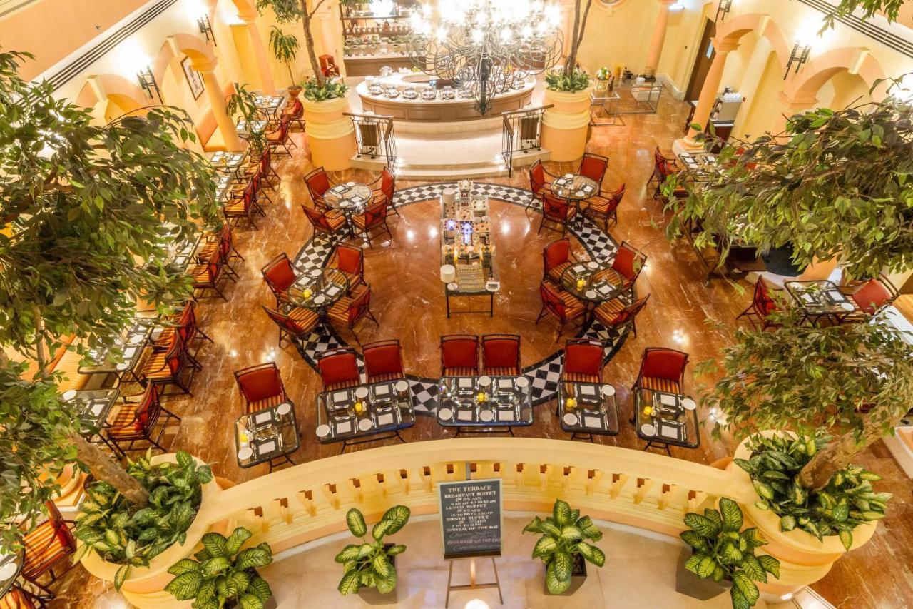 Grand Excelsior Deira 4*