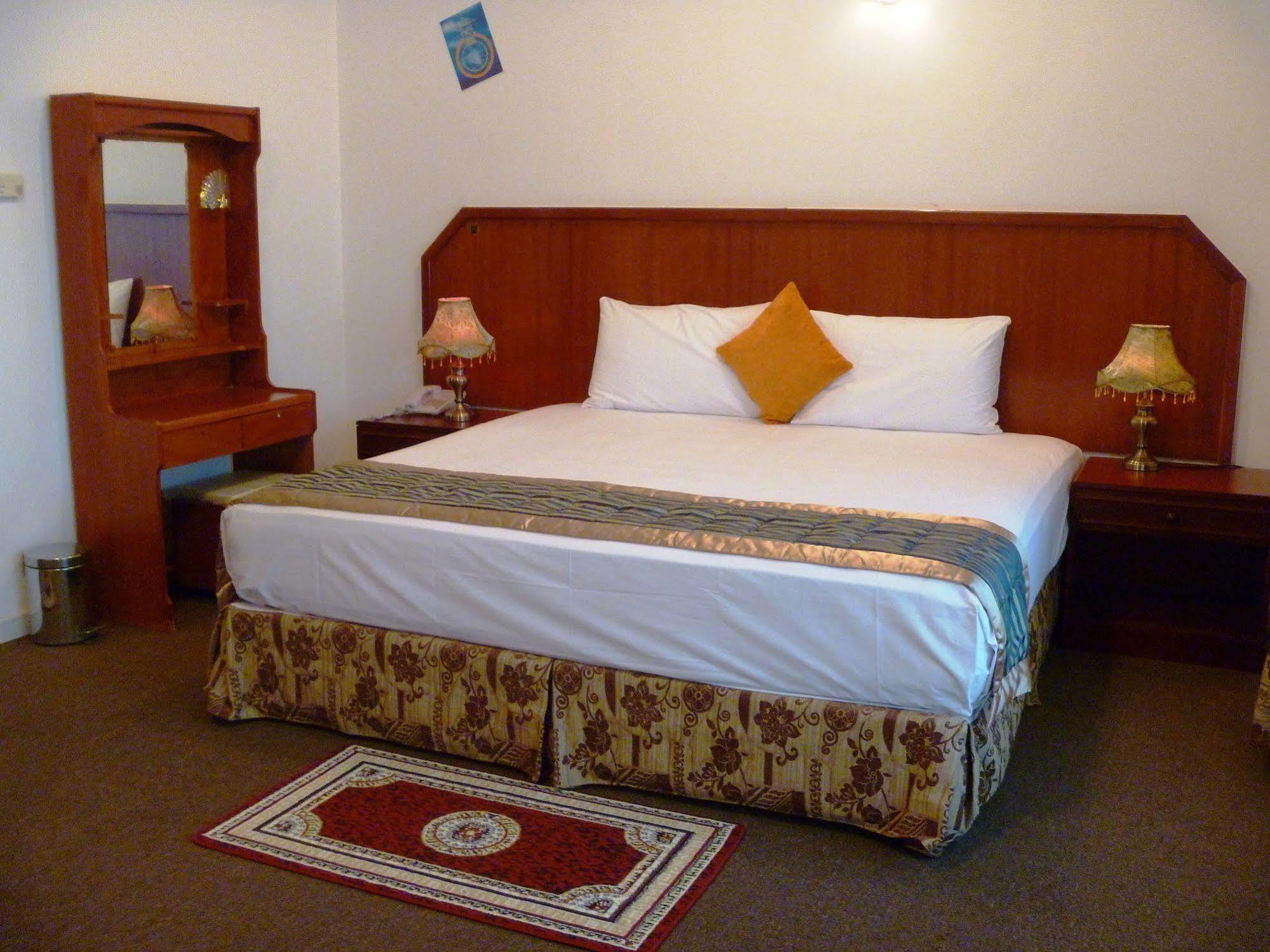 Al Zahabiya Aparthotel 2*