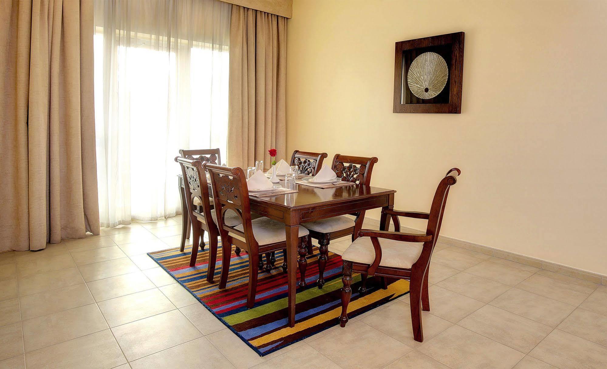 Dusit Marina Aparthotel