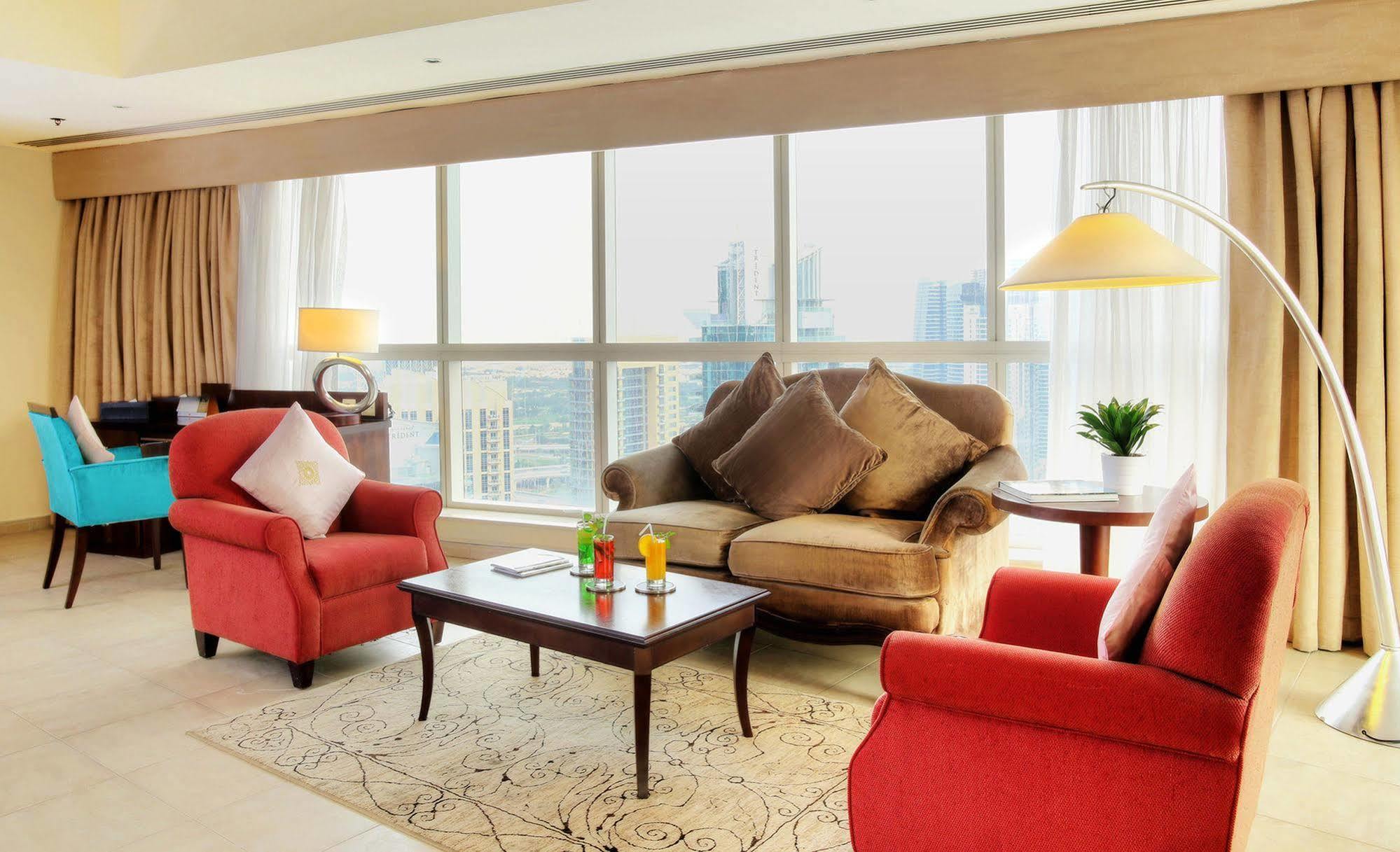 Dusit Marina 4*