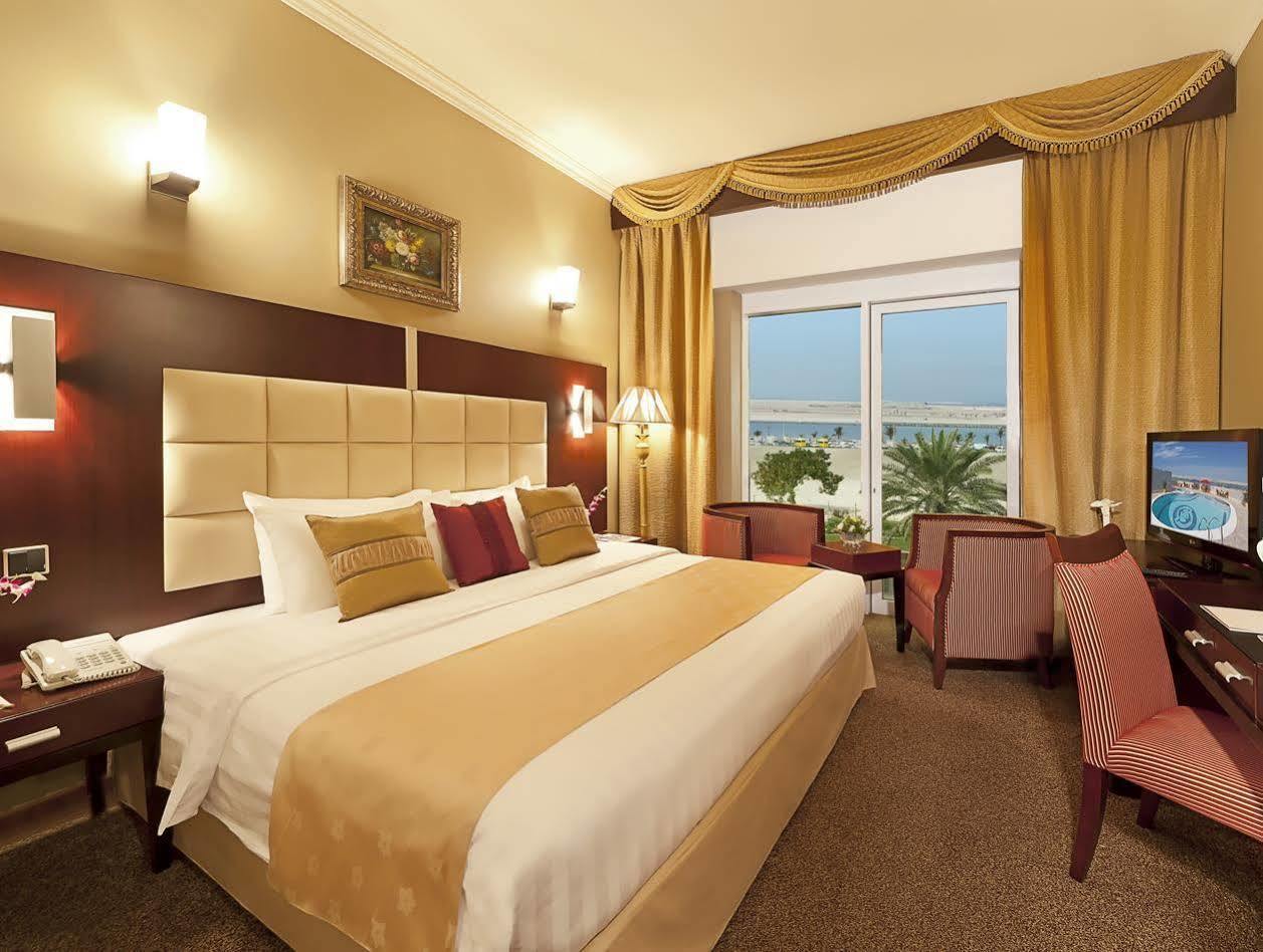 Sun & Sands Sea View Hotel 3*