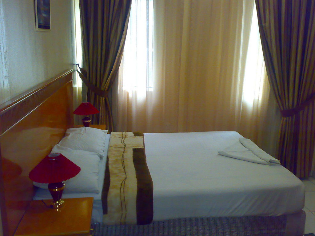 Shalimar Park Hotel