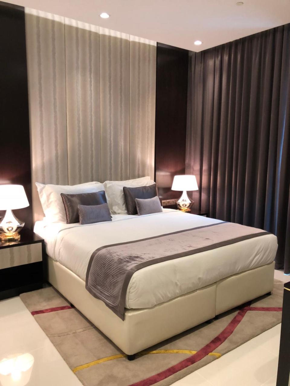 Damac Upper Crest In Downtown Apartment Dubai