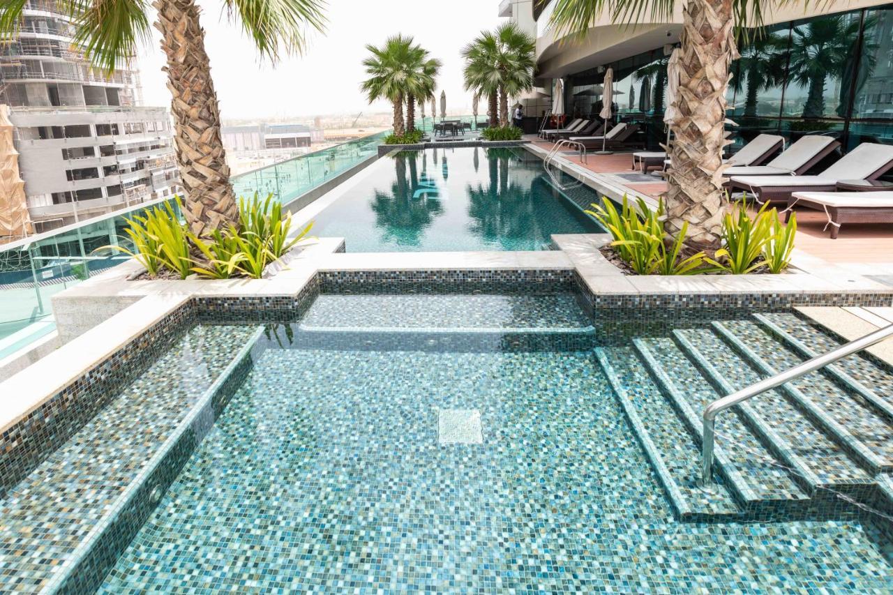 Apartment Damac Upper Crest In Downtown Dubai
