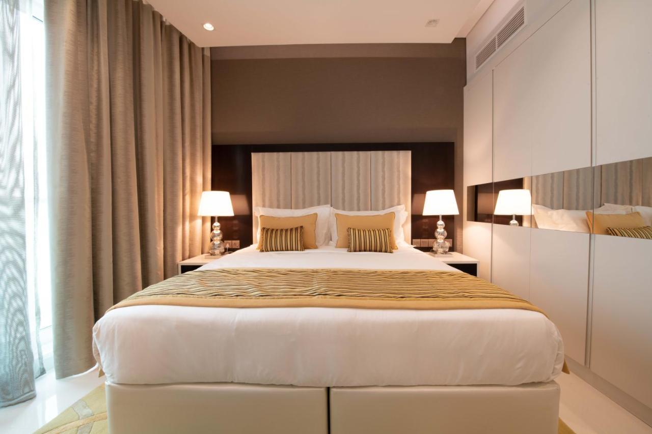 Apartment Damac Upper Crest In Downtown *