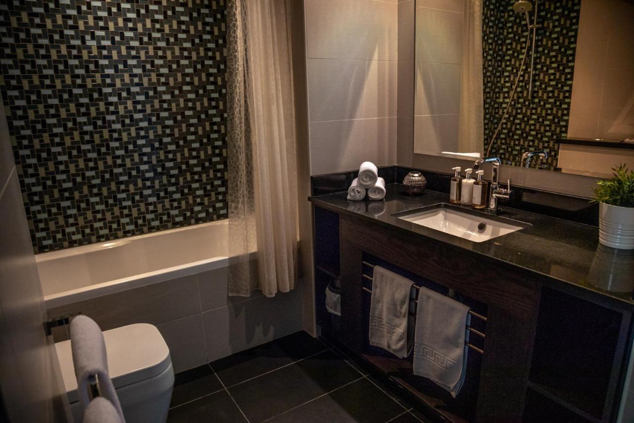 Nasma Luxury - Cayan Tower *