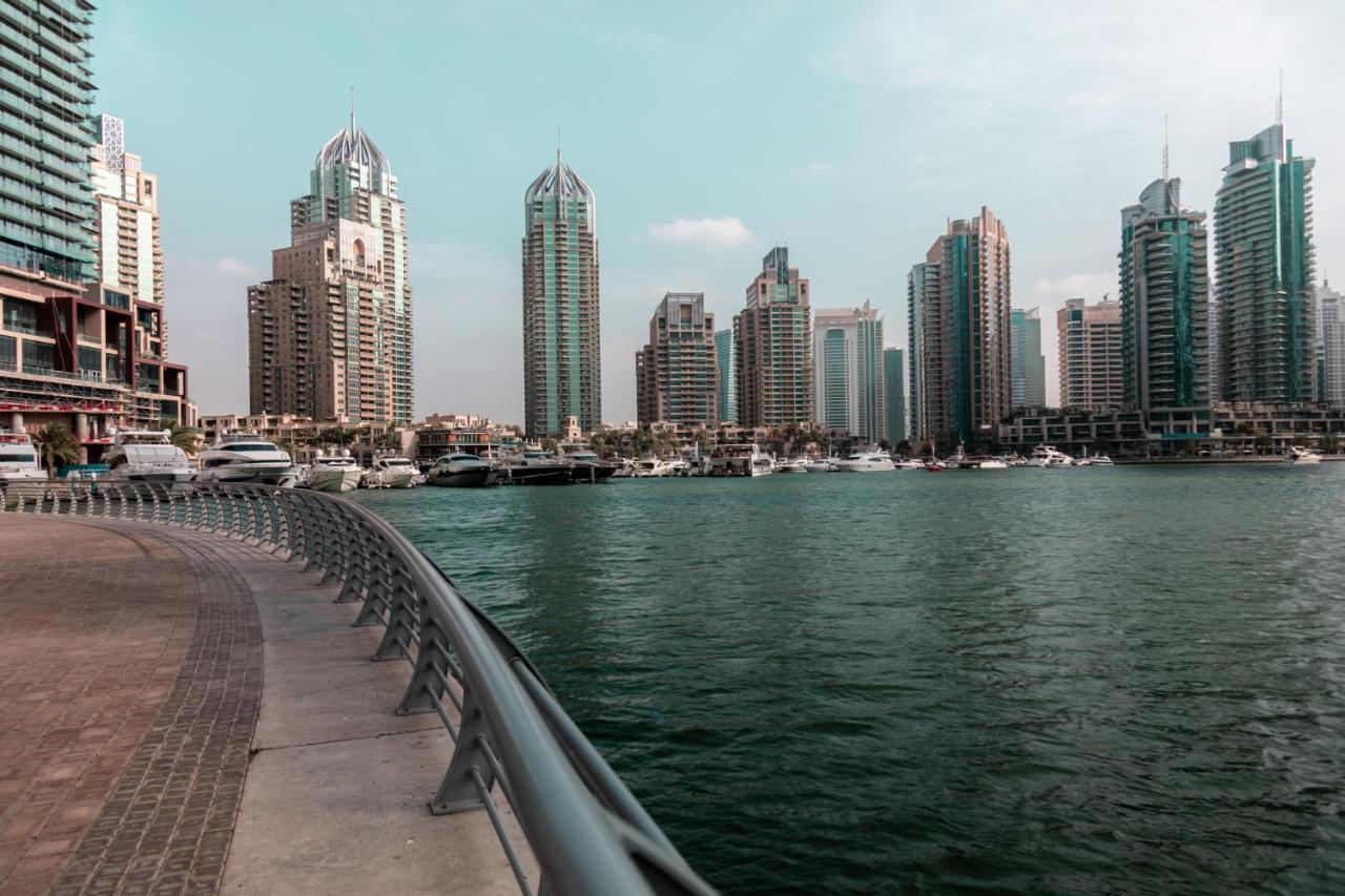 Nasma Luxury - Cayan Tower Apartment Dubai