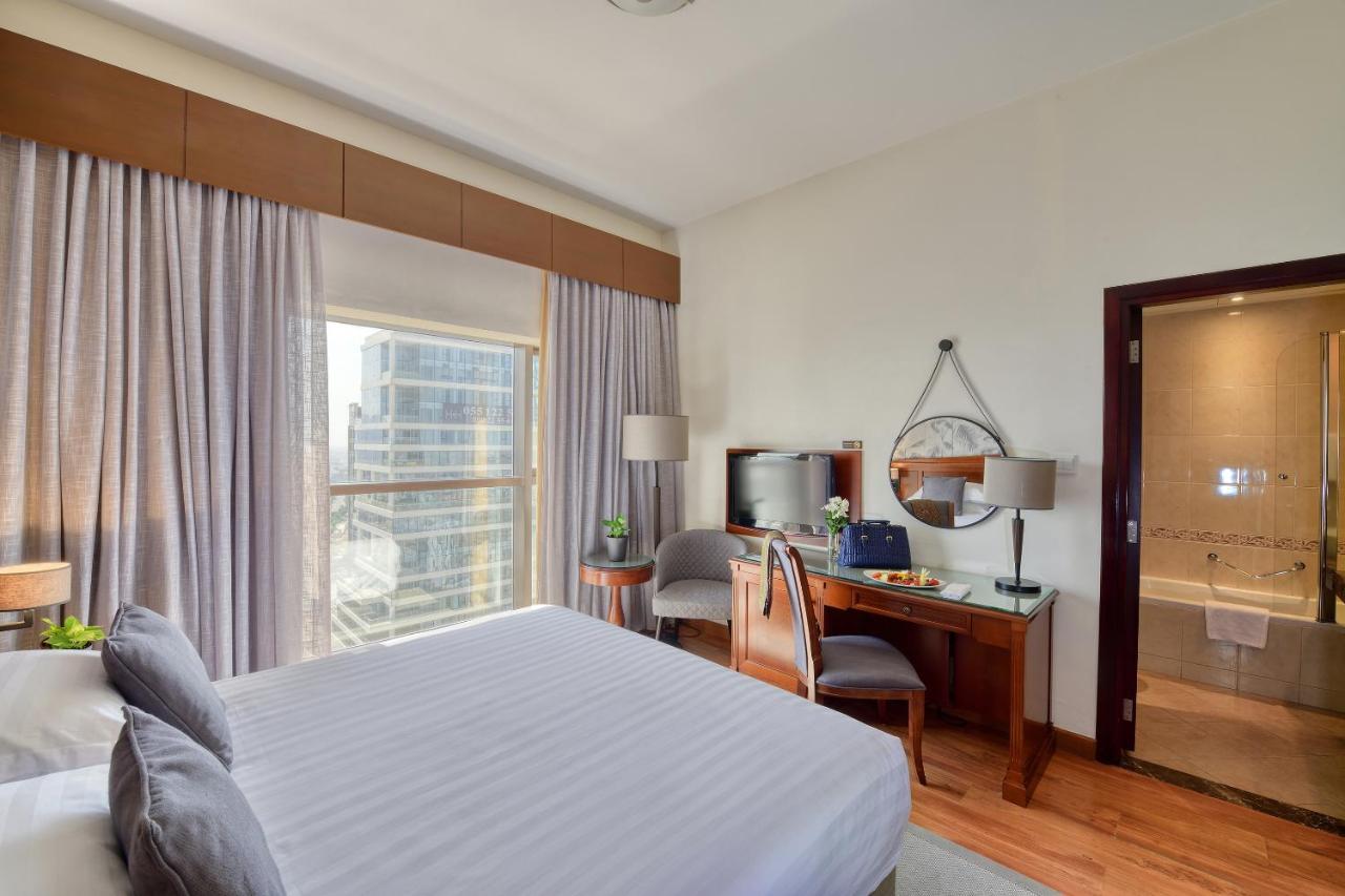 Majestic Retreat Hotel