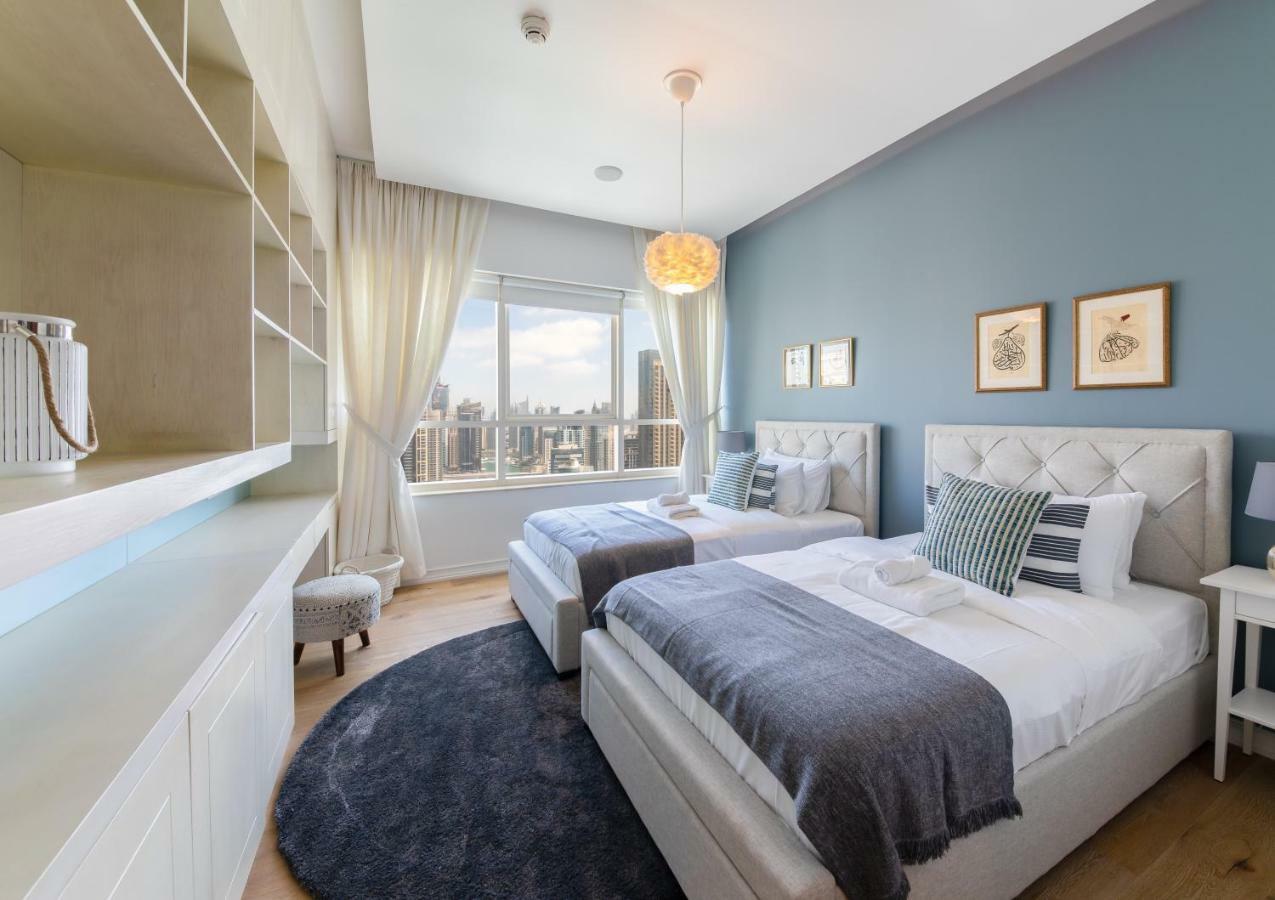 Maison Privee - Marina Quays *