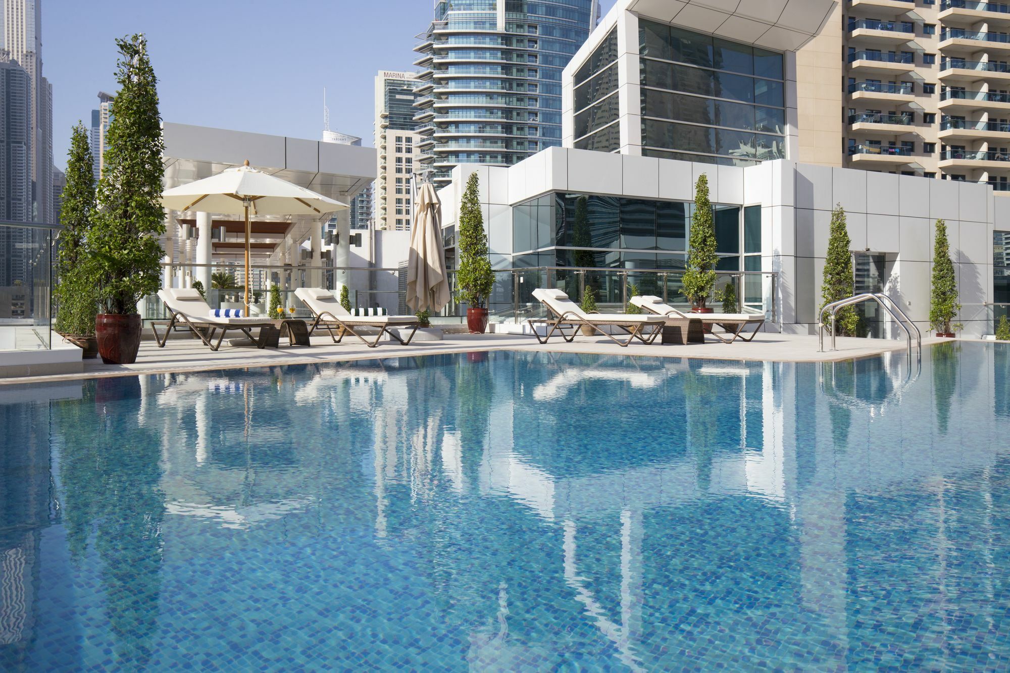 La Verda And Marina Aparthotel Dubai