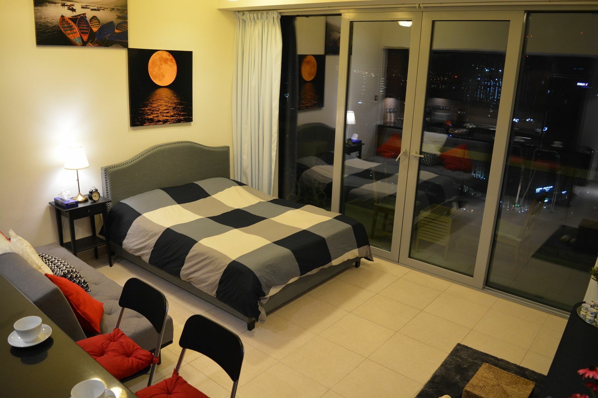 Over Clouds Apartment *