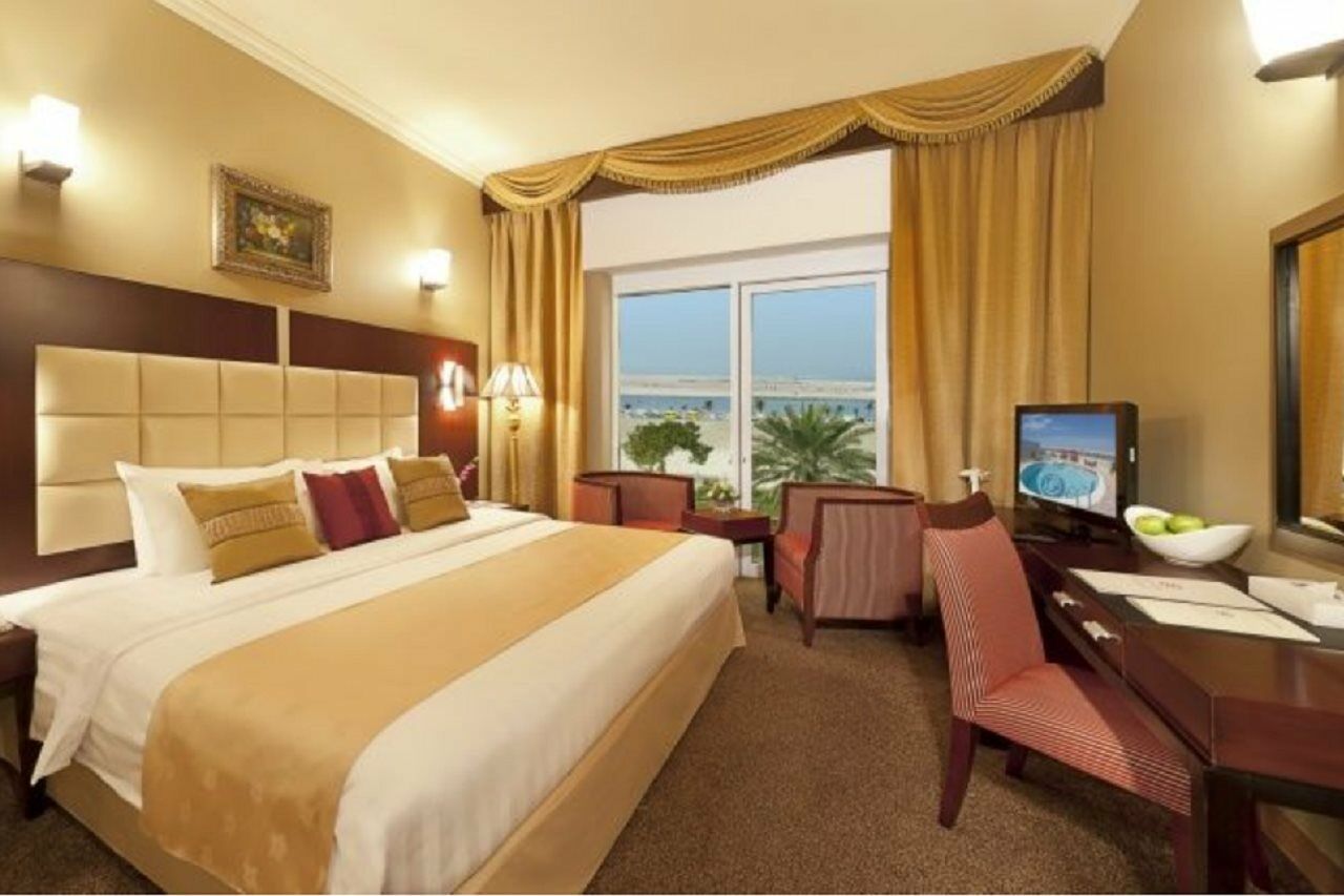 Sun & Sands Sea View 3* Dubai