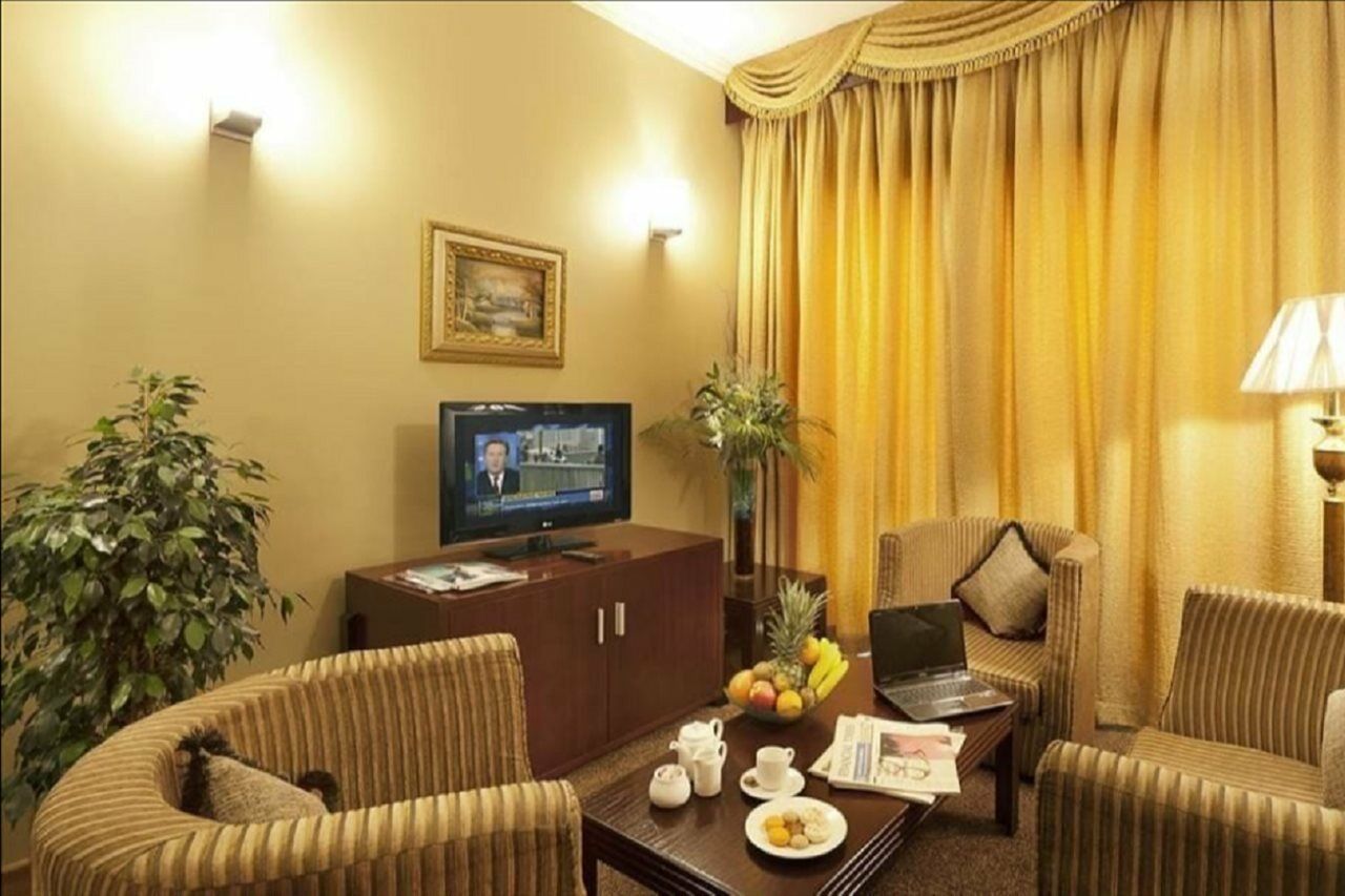 Sun & Sands Sea View Hotel