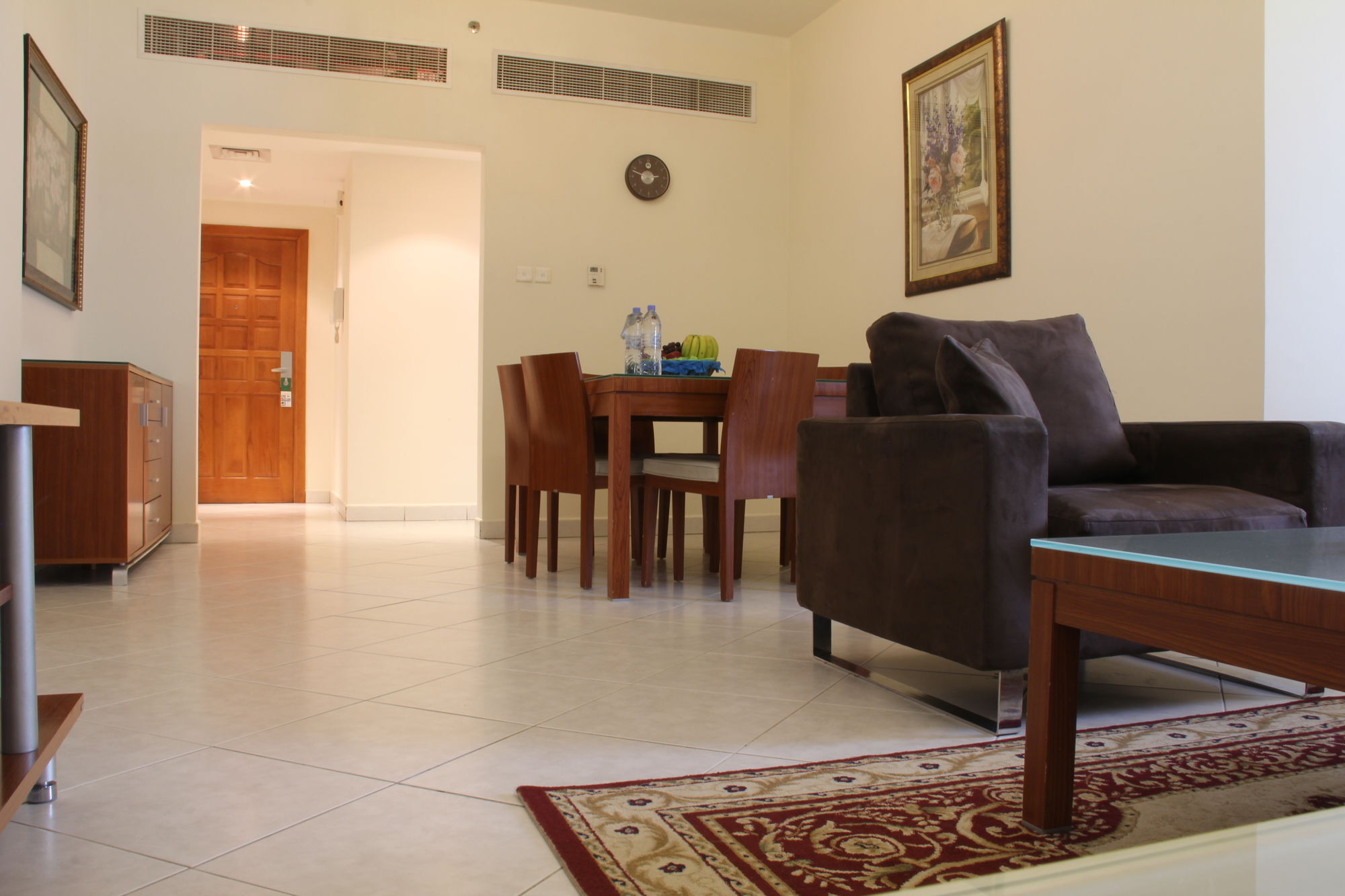 Aparthotel Al Deyafa Dubai