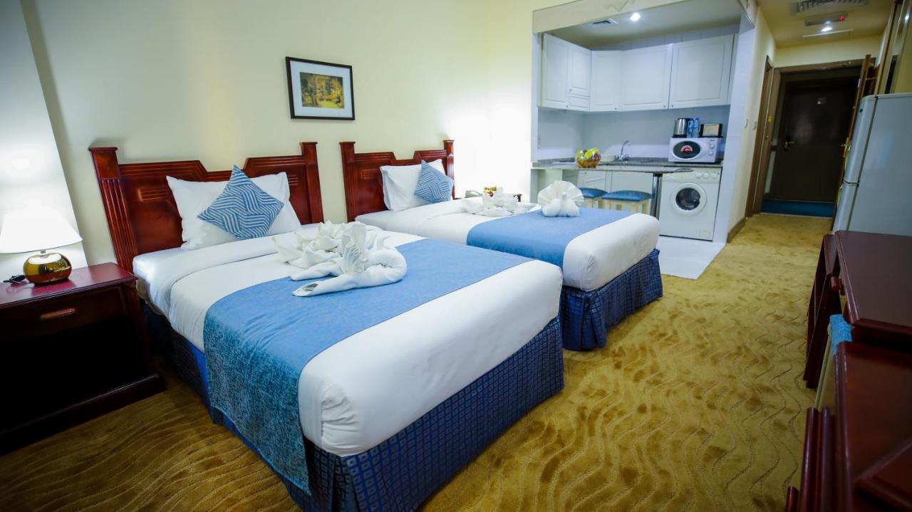 Aparthotel House &