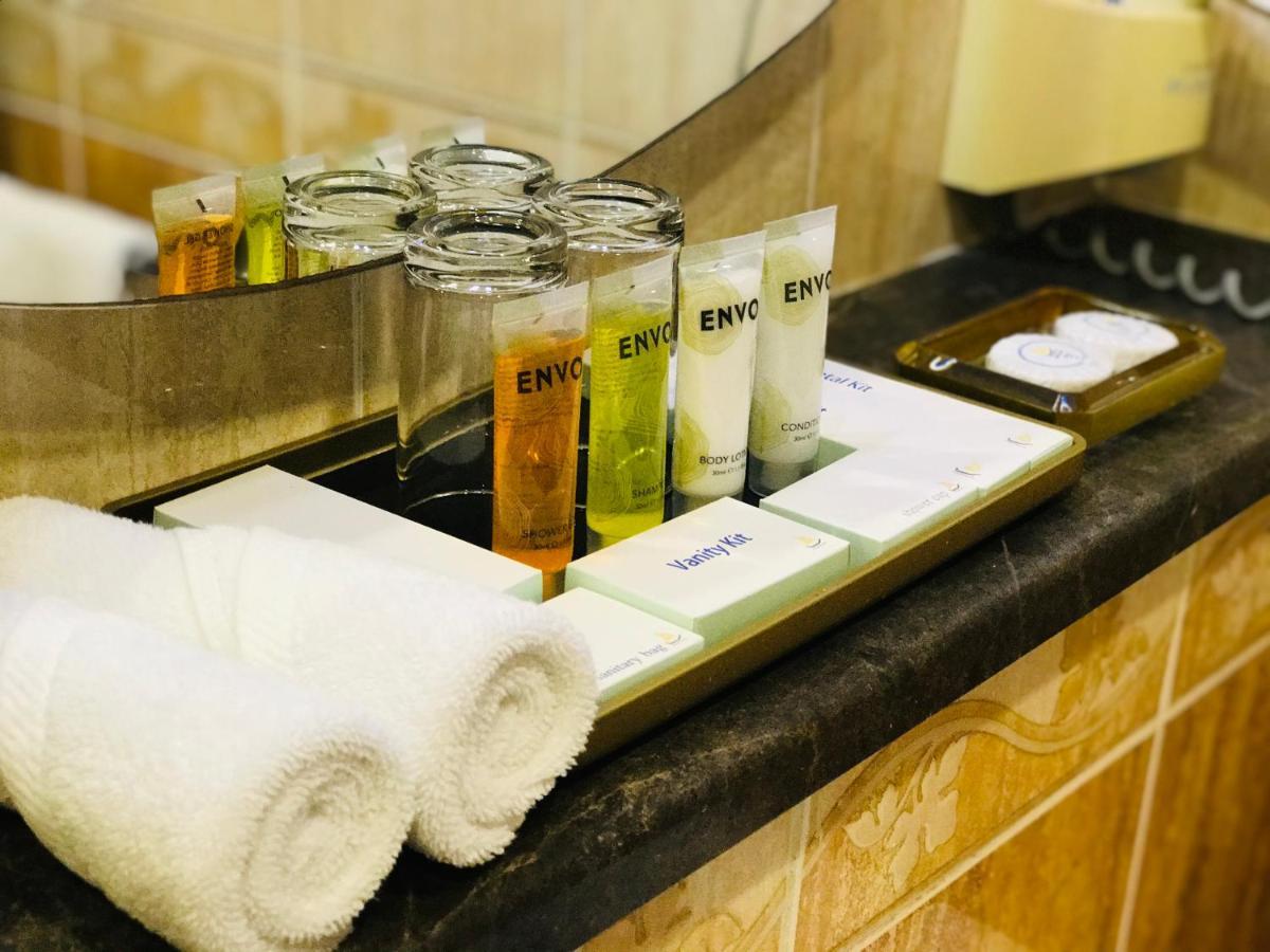 Riviera Hotel 4*