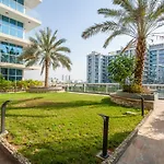 Live Modern Live Luxury - Dubai Studio City