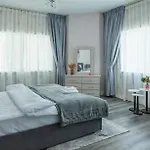 Mira Holiday Homes - Spacious 2 Bedroom In Dubai Marina