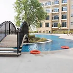 Furnished Studio, Close To All Amenties! - Resortz 11