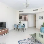 Luxury Apartment 2Bd, 65 Floor Torch, Marina, Pool