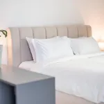 Elegant Studio With Canal View And Close To Metro