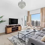 Beautiful Sea And Marina View - Premium 2Br In Jbr