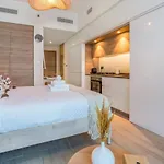 Stunning Apt Marina View With Balcony