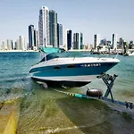 Marina View, 3 Min Walk To Metro And Beach Plus Free One Hour Boat Trip
