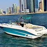 Marina View, 3 Min Walk To Metro And Beach Plus Free One Hour Boat Trip