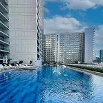 Axinite - Brand New! Warm Cozy 1 Bed High Floor Downtown Dubai Canal View