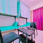 Vacation Stay Near Adcb Metro & Sharaf Dg Metro Stations