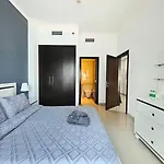 Luxury Botanica Apartment 189