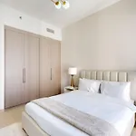 Primestay - Act One Act Two 2Br, Downtown
