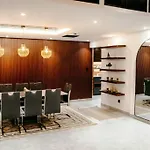 Luxury 3 Bedroom Sub Penthouse With Rooftop Pool