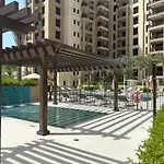 Stonetree - Luxury 1Br - Best Location For Tourist