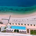Stunning 2Br With Panoramic Sea View In Beachfront - 24Ab07