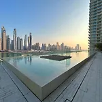 Stunning 2Br With Panoramic Sea View In Beachfront - 24Ab07