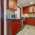 Stunning 4-Bed Seaside Apartment - Your Perfect Ocean View Retreat!