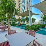 Elegant 1Br With Private Beach Marina Vista