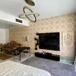 2-Bedrooms Townhouse Villa Dxb Gplus1