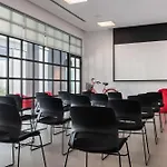 Radisson Red Dubai Silicon Oasis